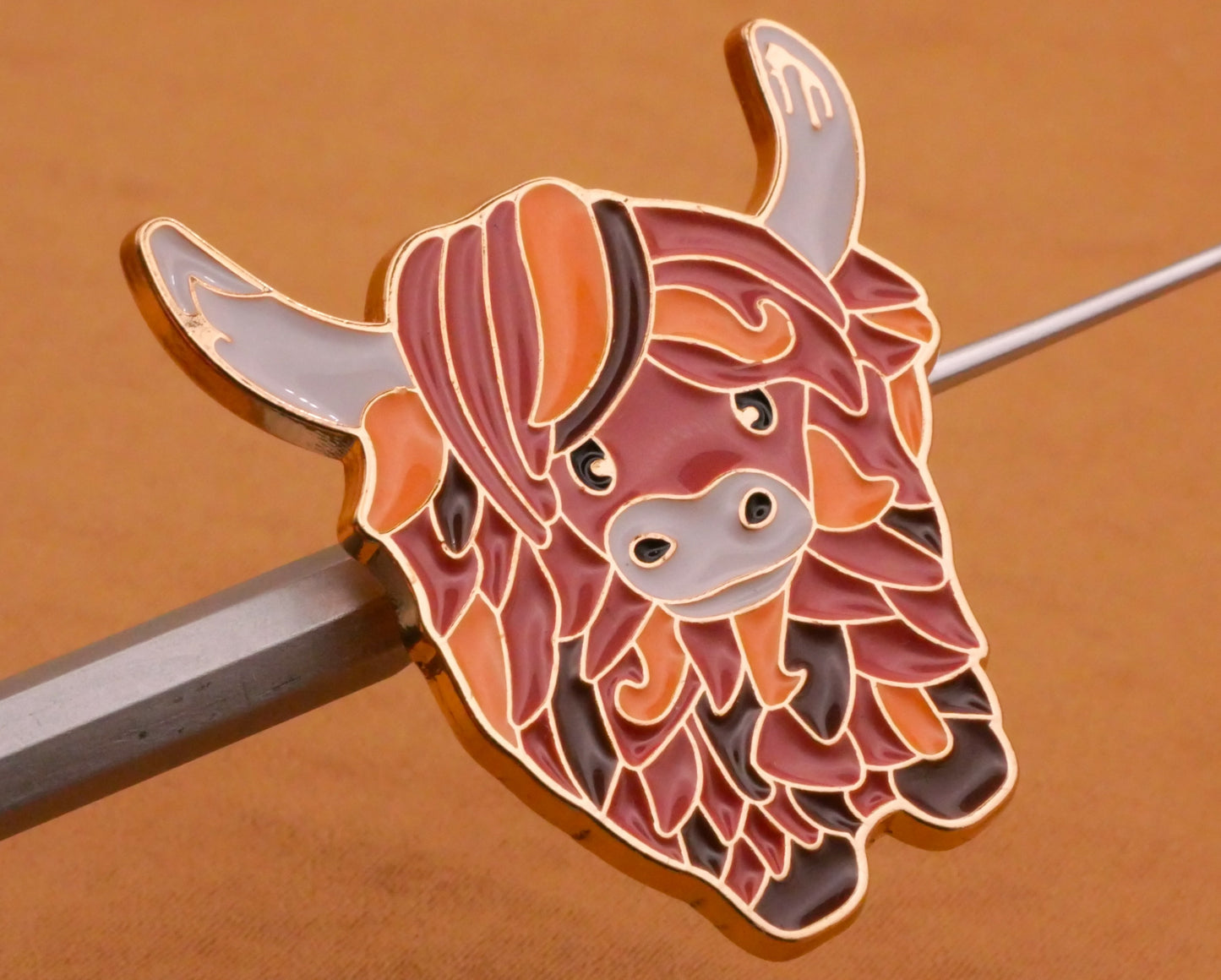 Highland Cattle Cow Steer Enamel Metal Button 28x30mm