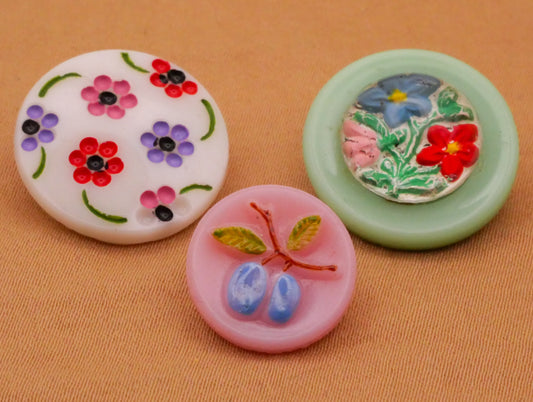 Flower or Fruit Hand-Painted Vintage Glass Button Various 14-18mm