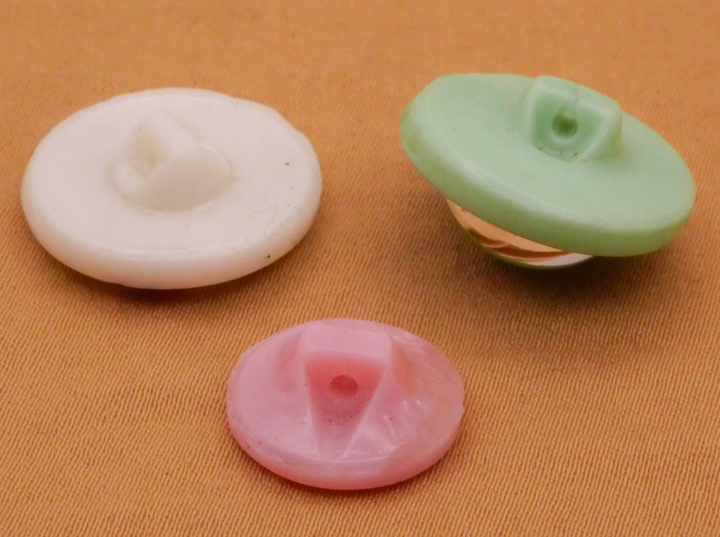 Flower or Fruit Hand-Painted Vintage Glass Button Various 14-18mm