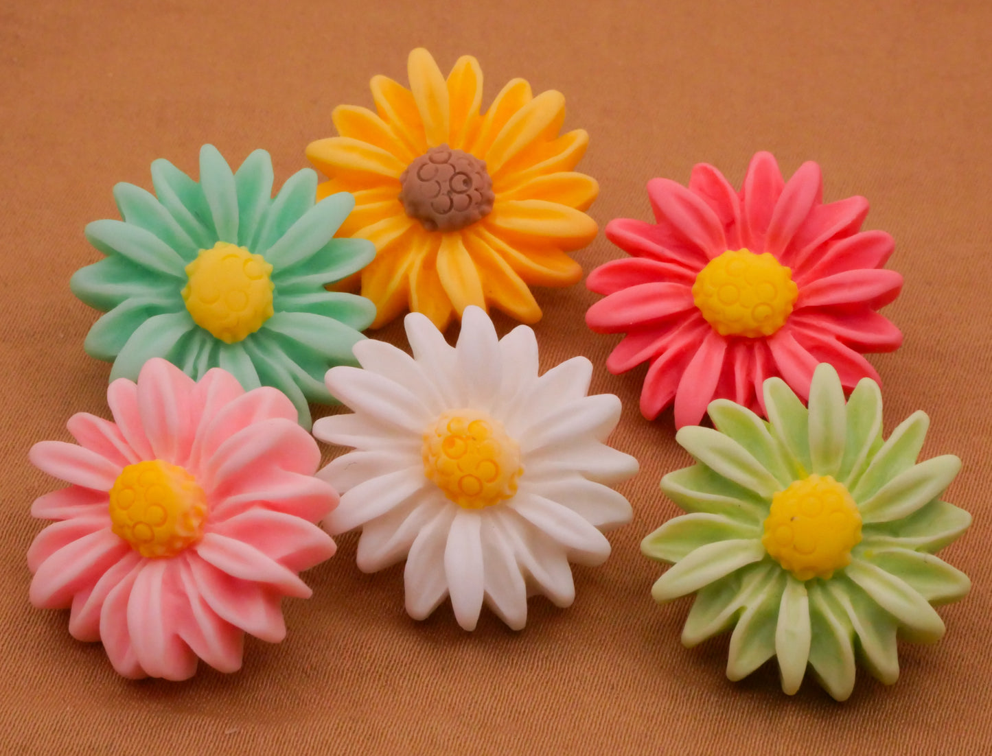 Daisy Flower Colorful Assorted Set of Three Buttons 21x22mm