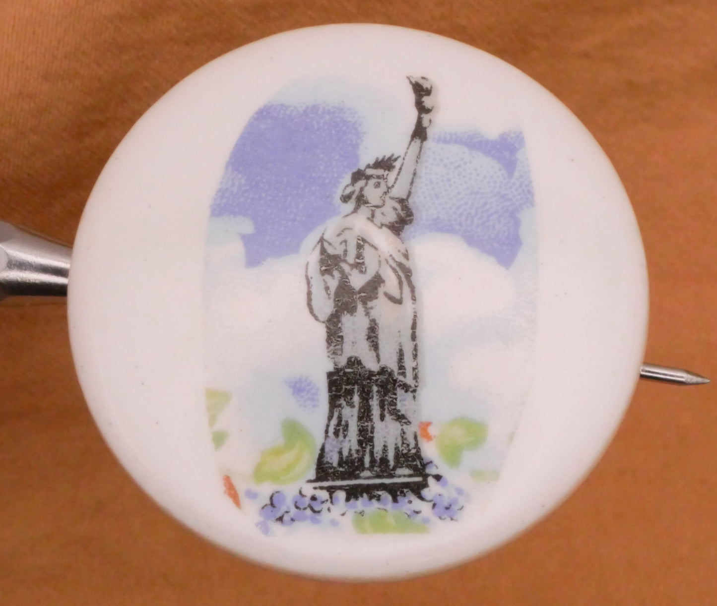 Statue of Liberty NYC Scene Ceramic Button 28mm