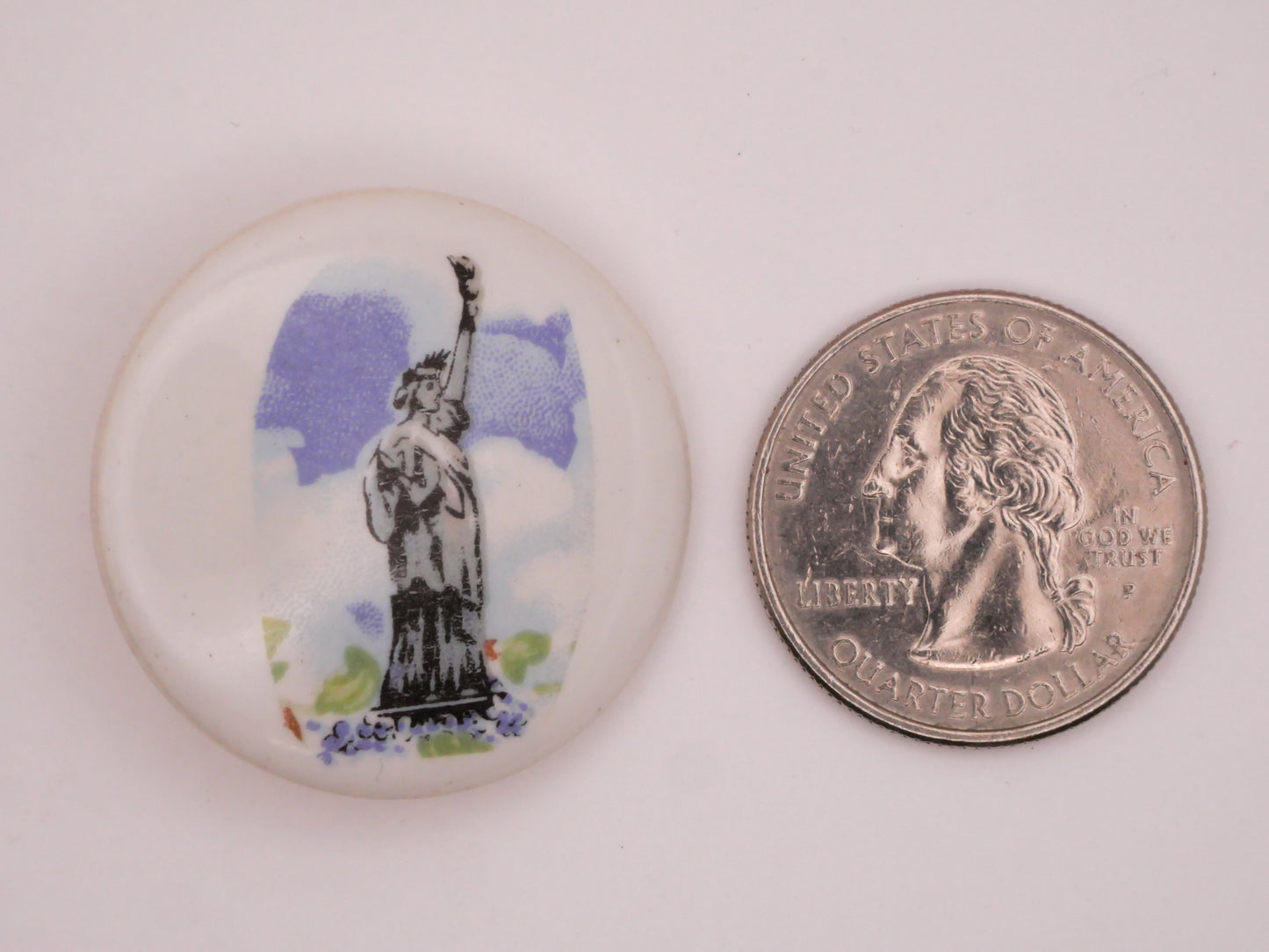 Statue of Liberty NYC Scene Ceramic Button 28mm