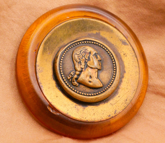 George Washington President Profile Metal Apple Juice Bakelite Large Button 50mm