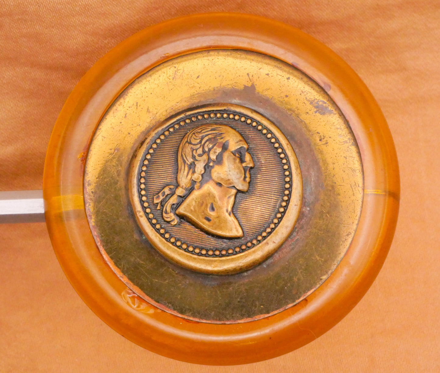 George Washington President Profile Metal Apple Juice Bakelite Large Button 50mm