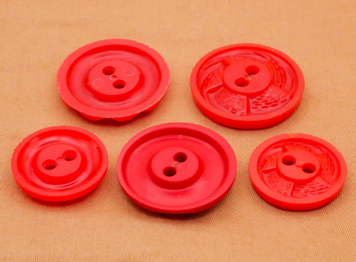 Red Housecoat Vintage Plastic Button Various 15-19mm