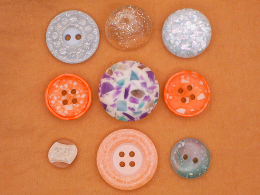 Confetti Glitter in Plastic Vintage Button Various 11-23mm