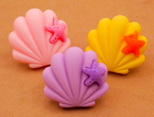 Sea Shell Star Fish Plastic Assorted Set of Three Buttons 16x17mm