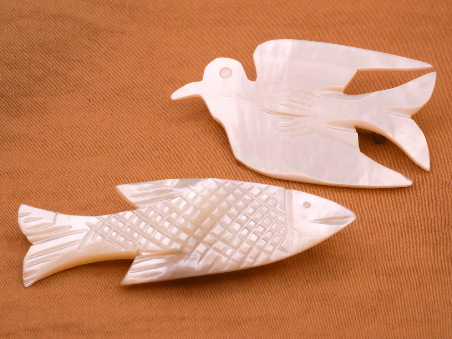 Bird or Fish Bethlehem Carved Mother of Pearl Shell Brooch Pin Embellishment 20-62mm
