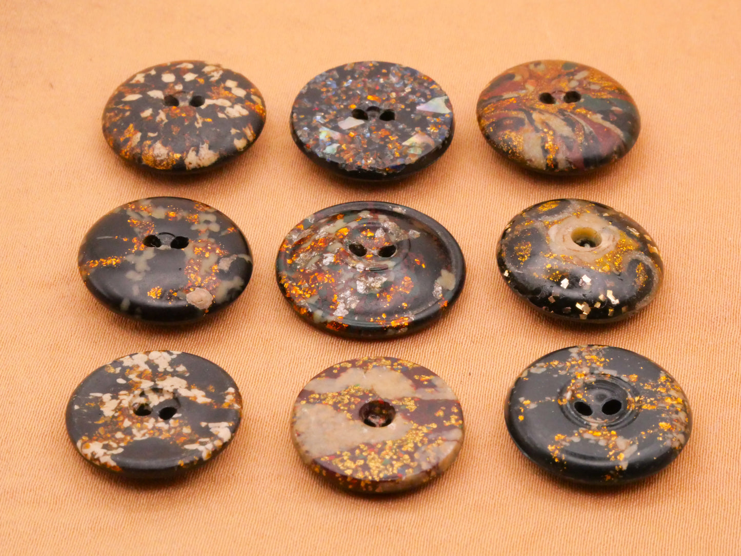Fleck Gold Glitter Composition Early Plastic Button Various 17-19mm