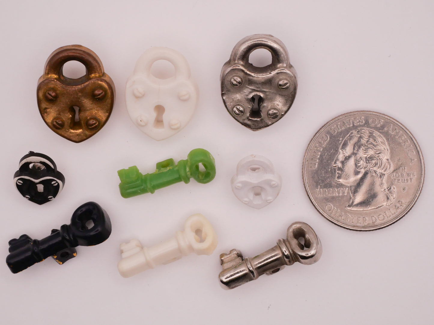 Lock or Key Vintage Goofy Goofie Early Plastic Button Various 9-26mm