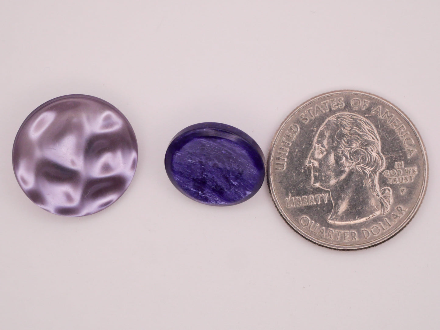 Purple Design In Plastic Vintage Plastic Button Various 15-19mm
