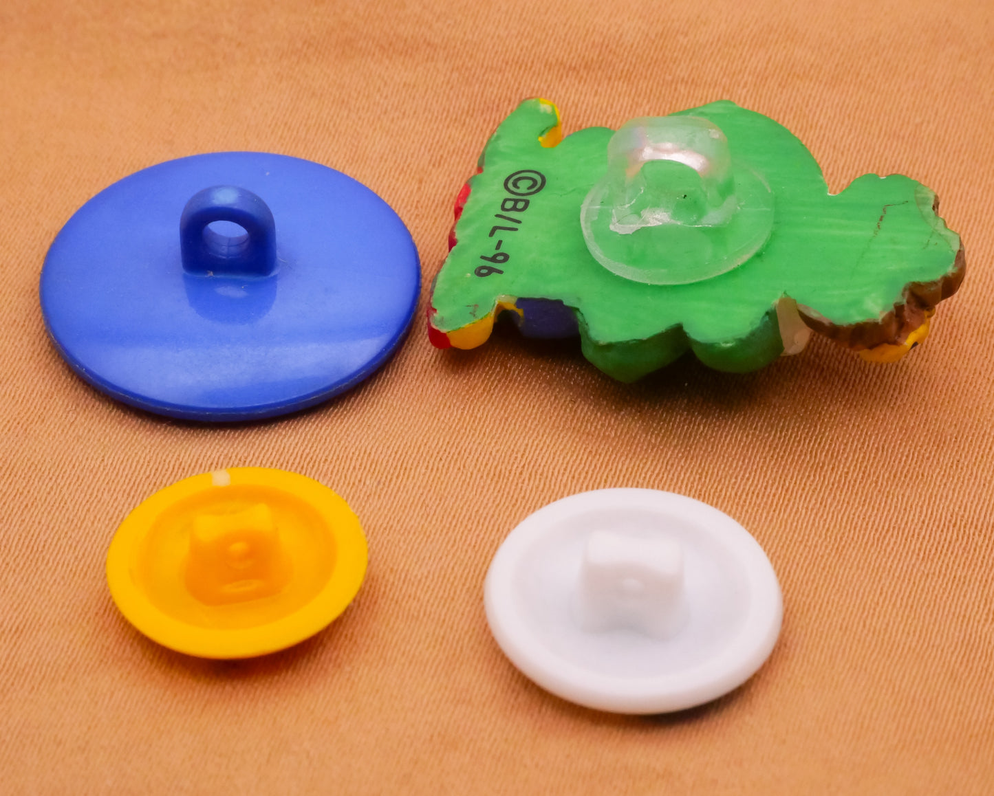 Clown Circus Vintage Plastic Button Various 13-28mm