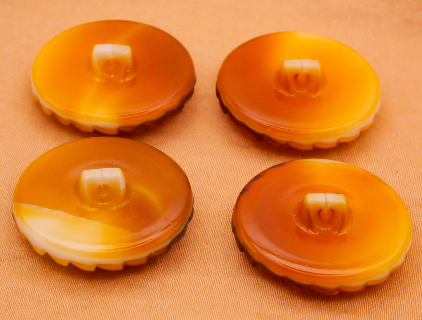 Dip Dye Look Amber Caramel Rope Edge Vintage Glass Button Various 27mm