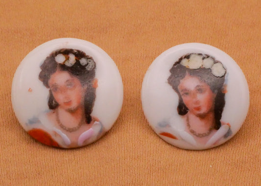 Portrait Brunette Lady Woman Ceramic Button Various 18-19mm