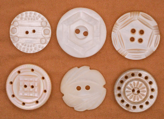 Mother of Pearl Carved Pierced Shell Button Various 16-19mm