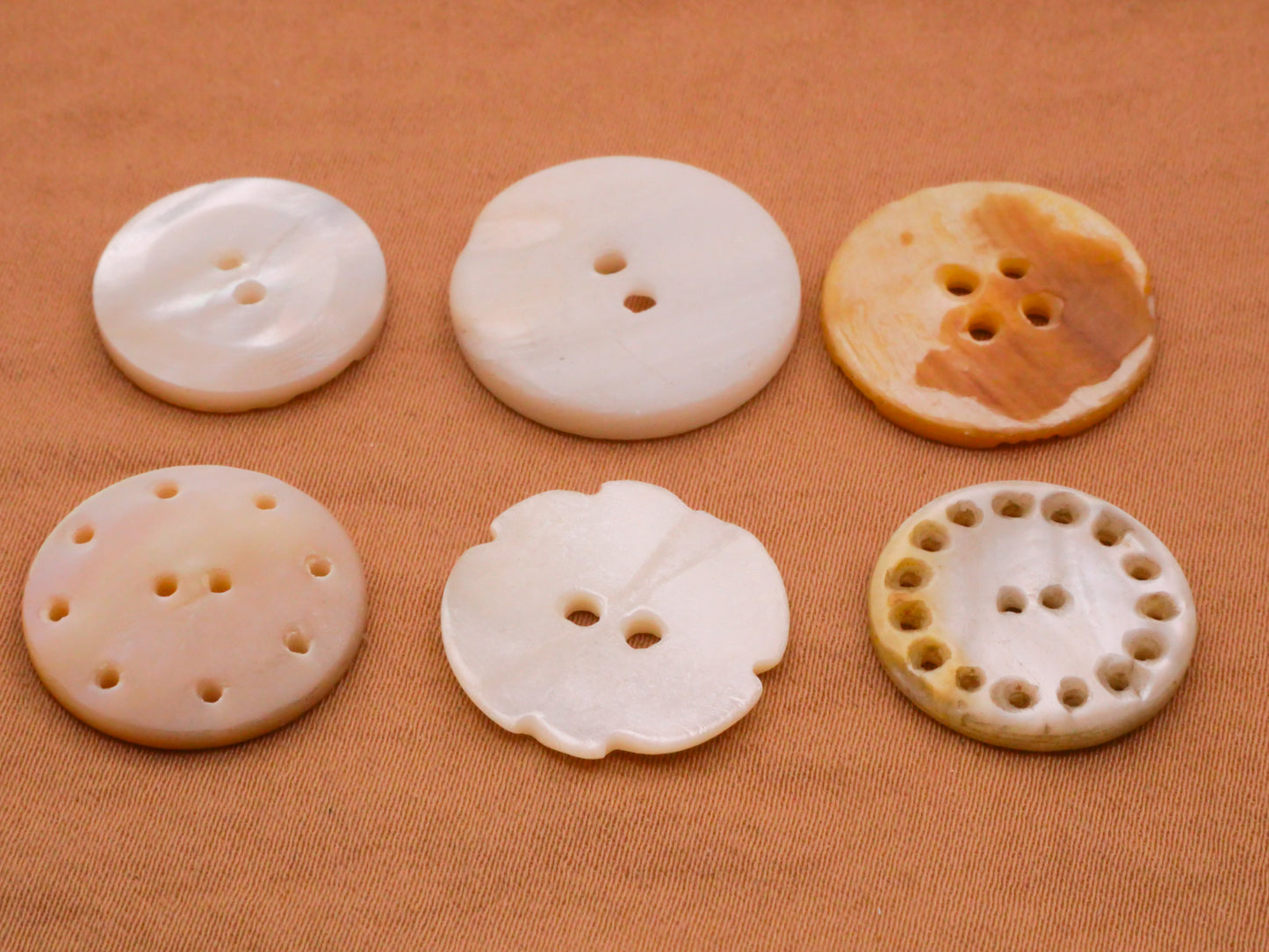 Mother of Pearl Carved Pierced Shell Button Various 16-19mm