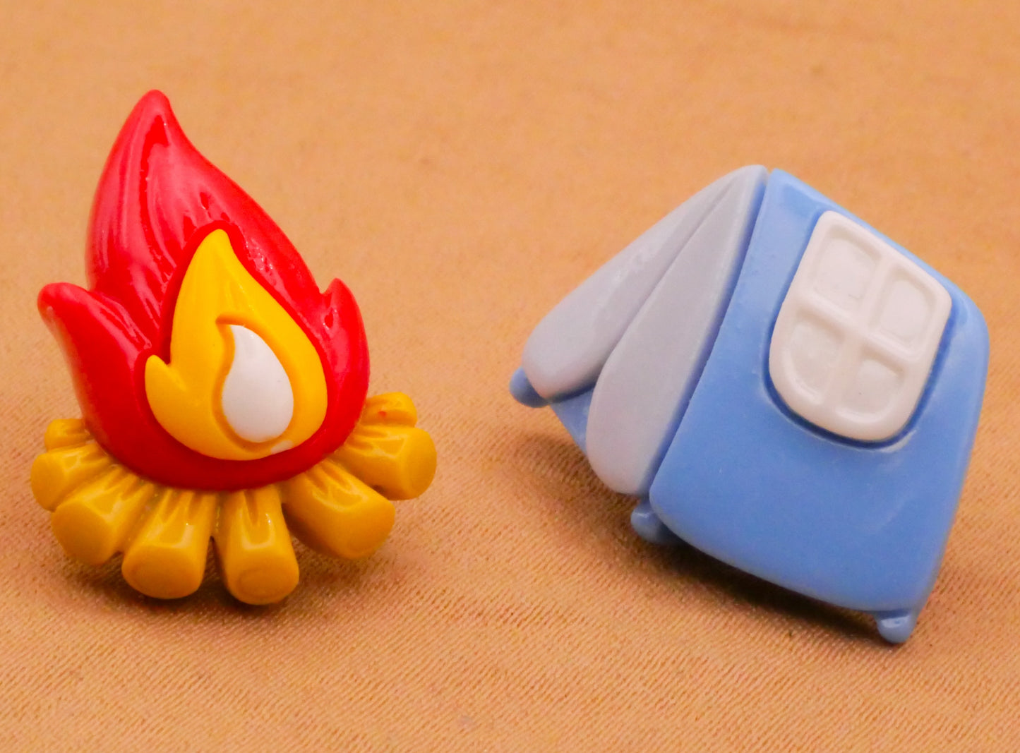Camping Theme Campfire Flame Tent Plastic Pair of Buttons 16-22mm