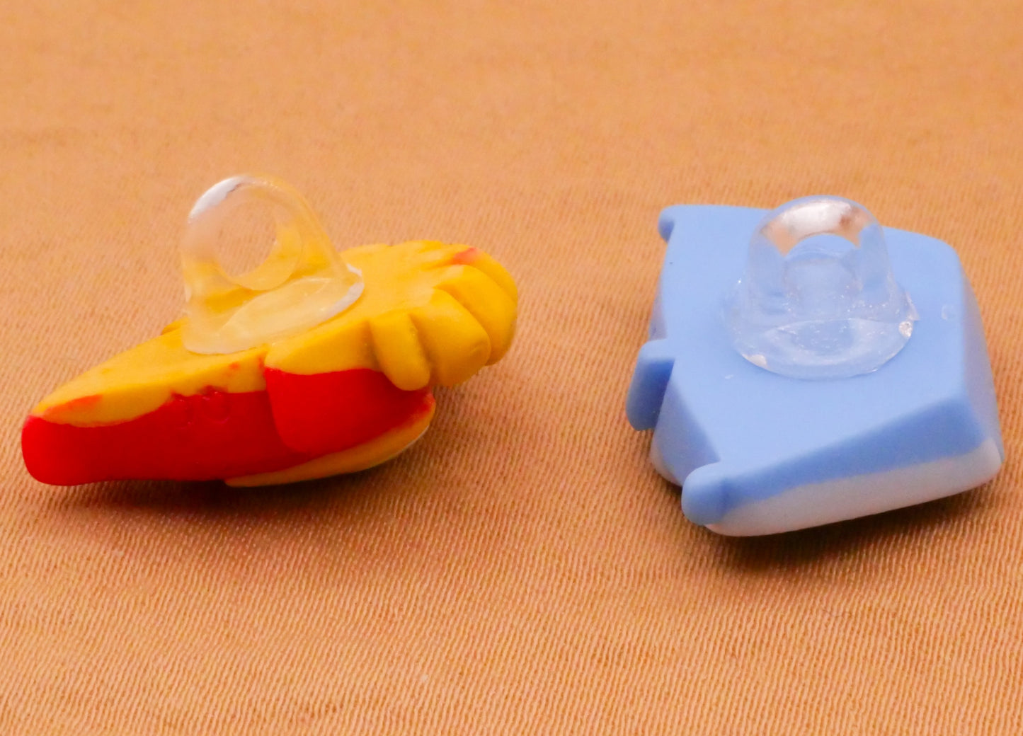 Camping Theme Campfire Flame Tent Plastic Pair of Buttons 16-22mm