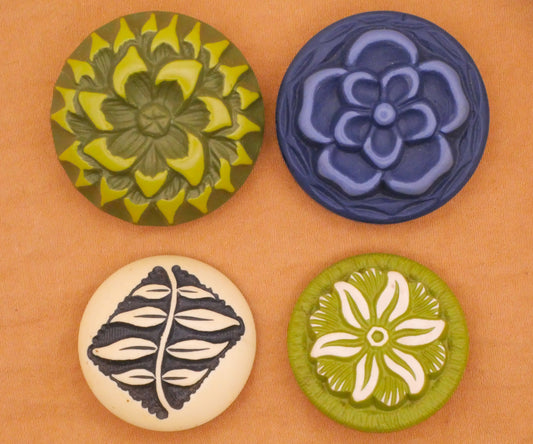 Flower or Leaf Design Buffed Celluloid Early Plastic Button Various 27-34mm