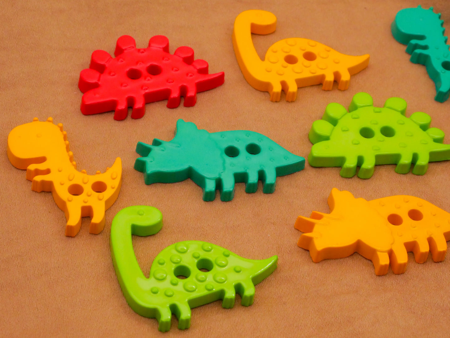 Dinosaur Dinos Colorful Plastic Sew-Thru Assorted Set of Ten Buttons 20-37mm