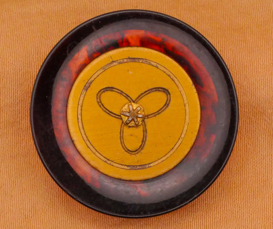 Tortoiseshell Gold Fan Triad Vintage Plastic Button 28mm
