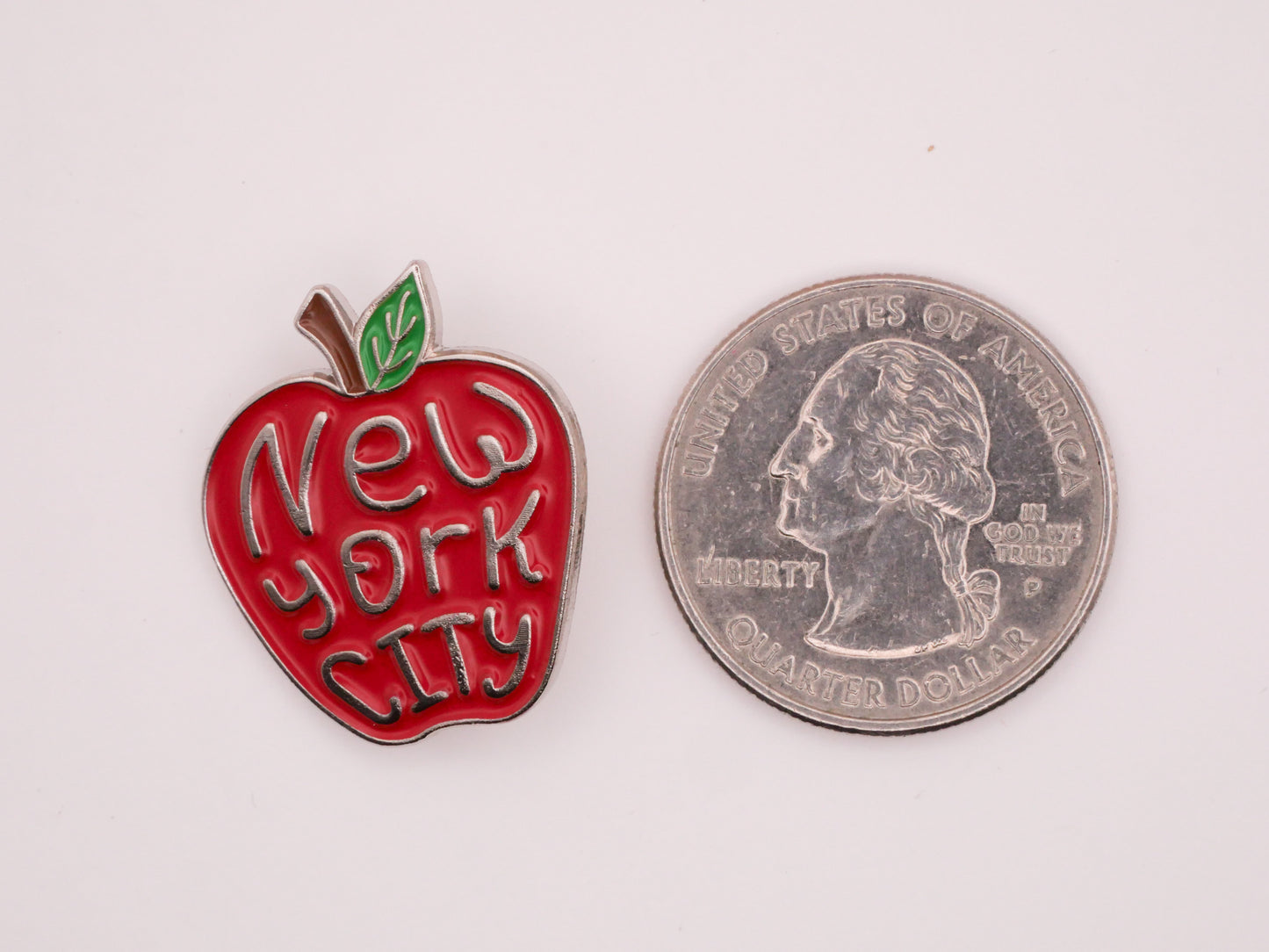 New York City Big Apple Red Enamel Metal Button 22x25mm