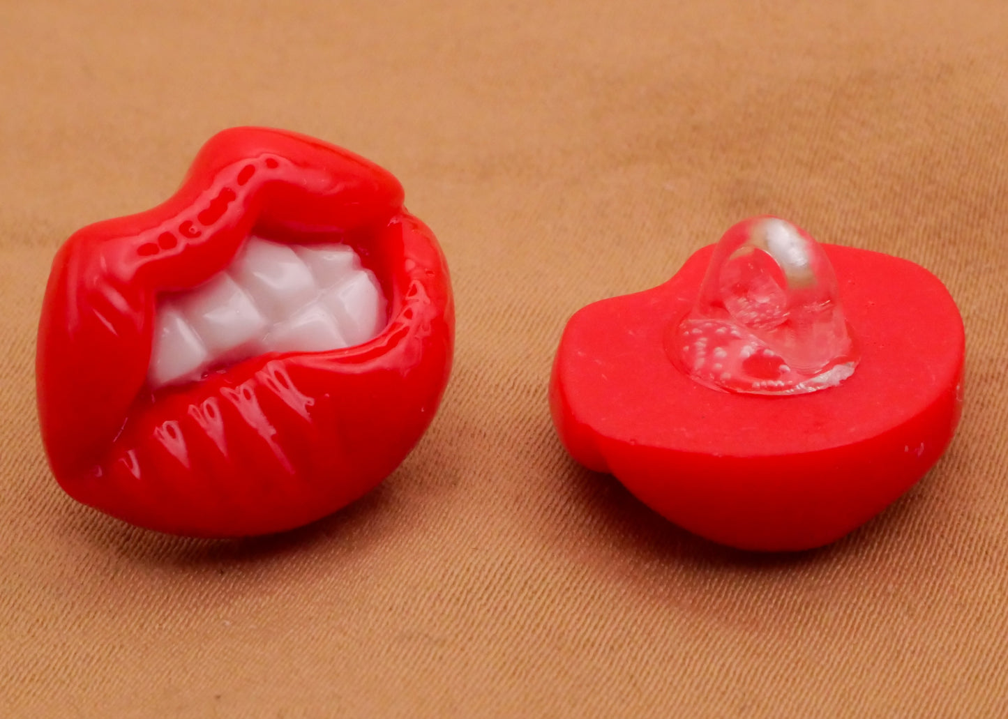 Biting Lips Mouth Red Plastic Pair of Buttons 16x20mm