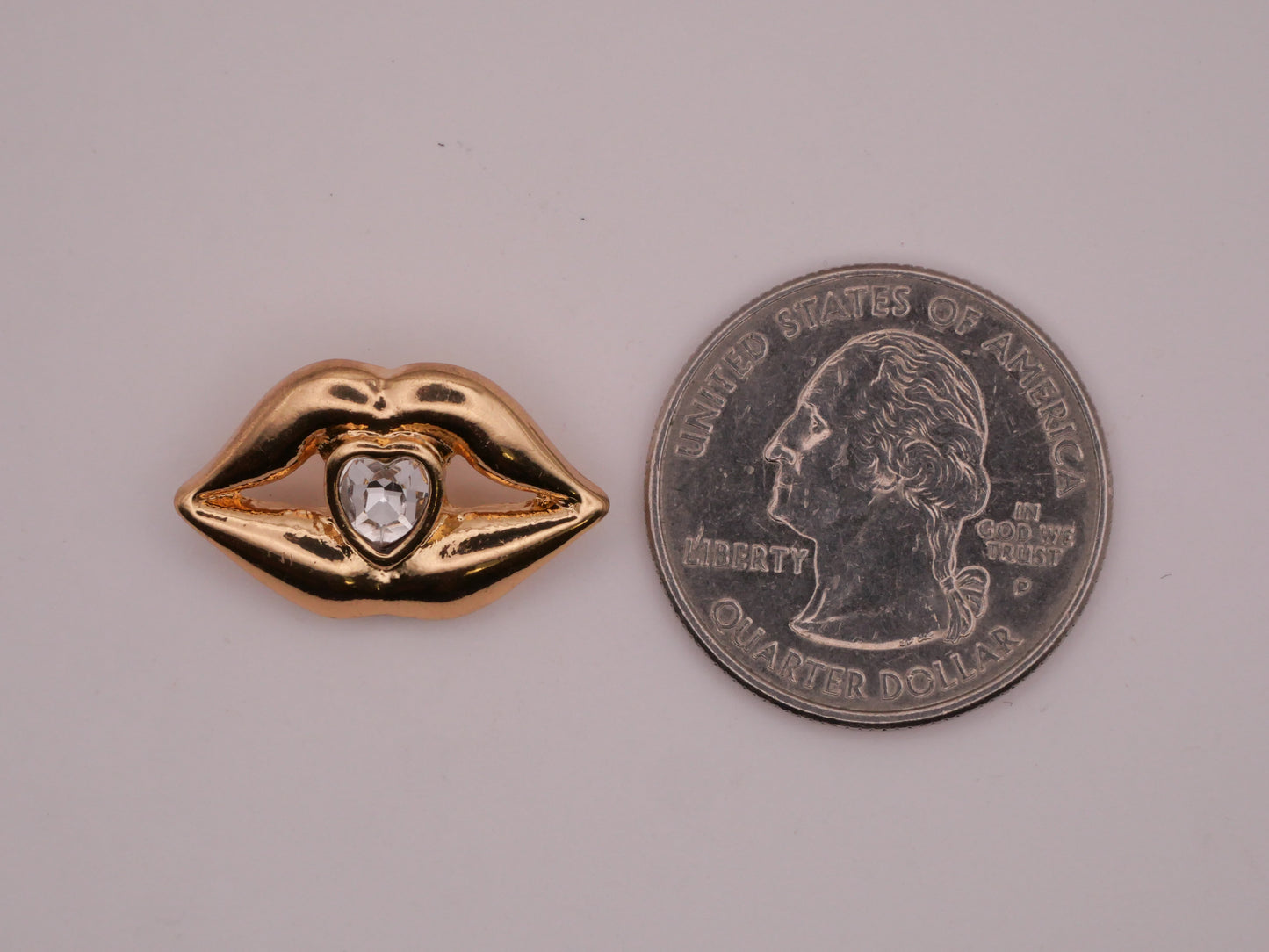 Lips Mouth Heart Rhinestone Gold Metal Button 14x22mm