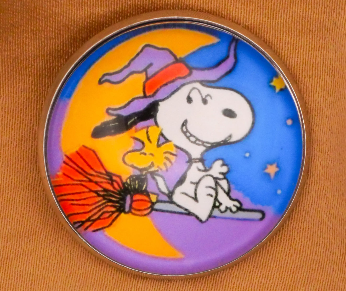 Snoopy Woodstock Peanuts Witch Moon Glass Dome Silver Metal Button 27mm