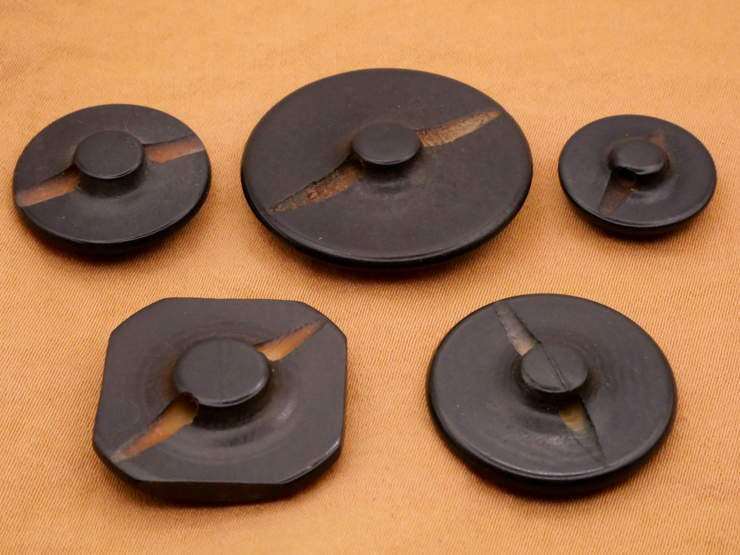 Vegetable Ivory Black Subtle Design Vintage Button Various 15-28mm