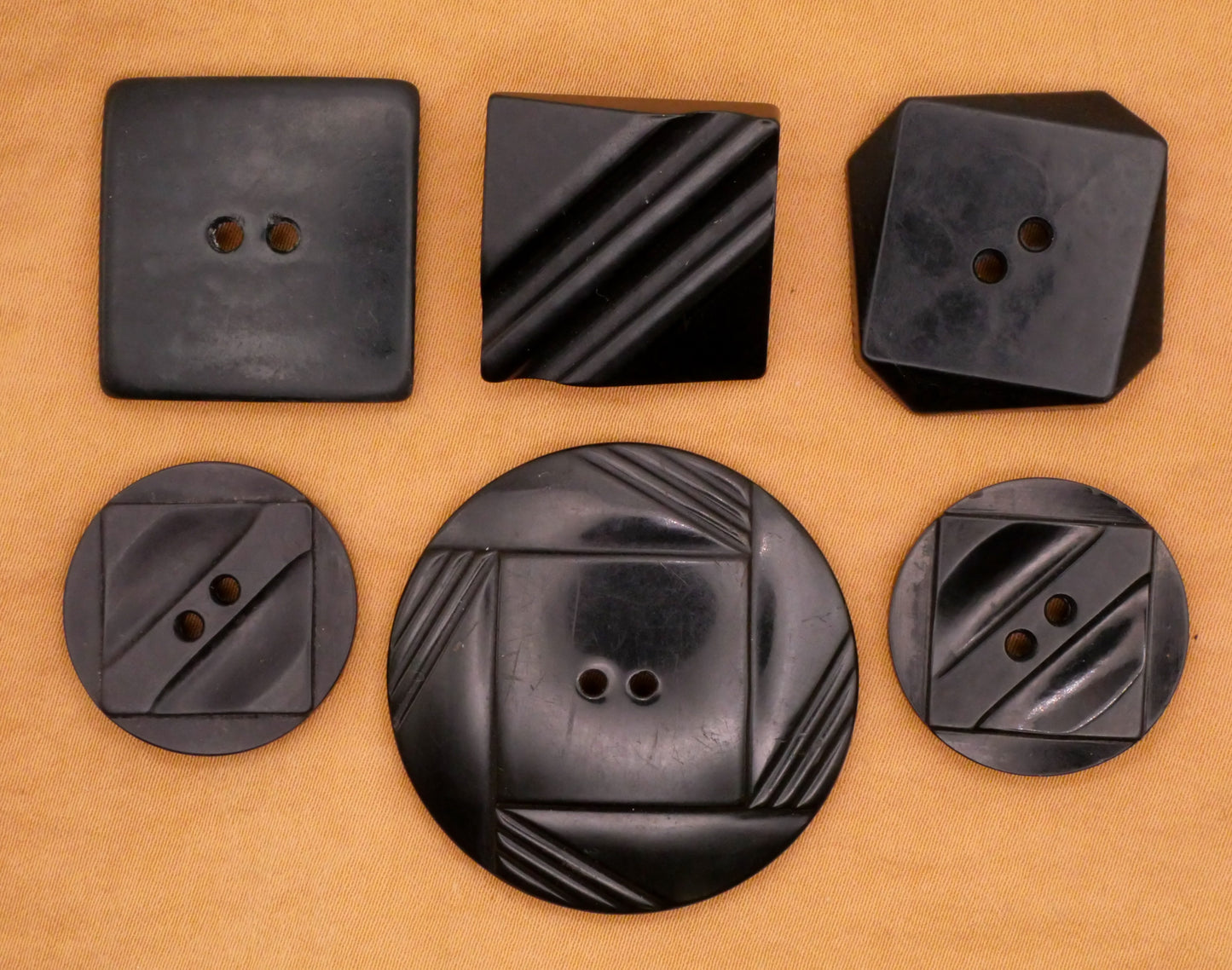 Square Design Black Vintage Plastic Button Various 23-36mm
