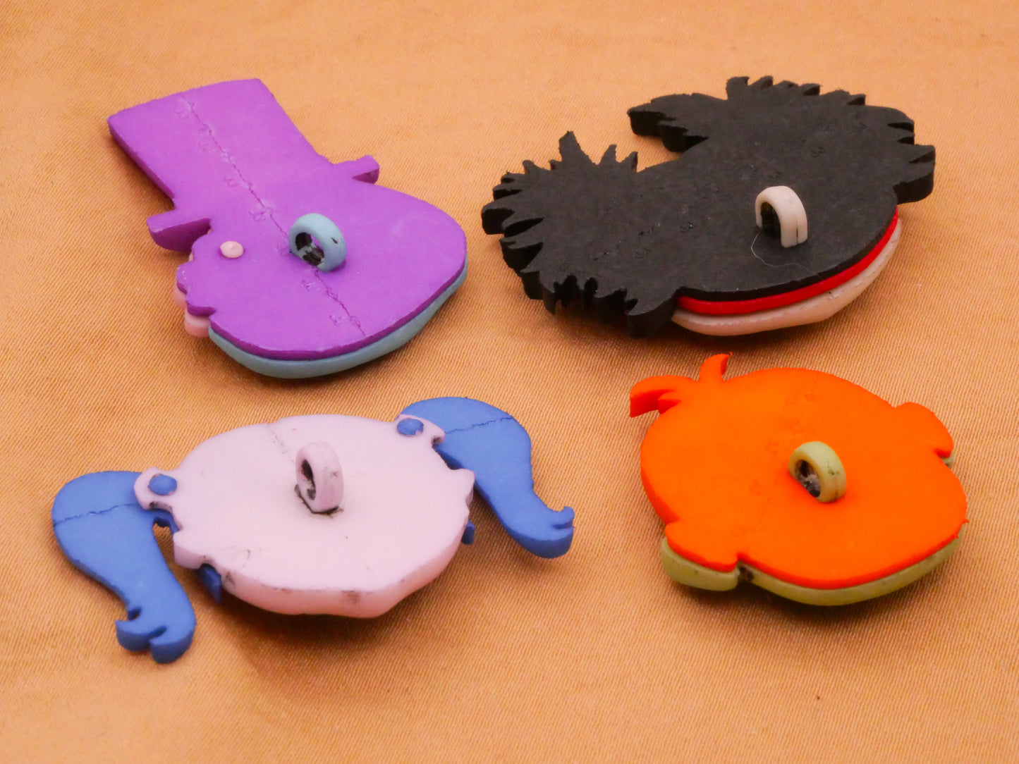 Zombie Face Moveable Googly Eyes Plastic Snap-Together Button Various 25-39mm