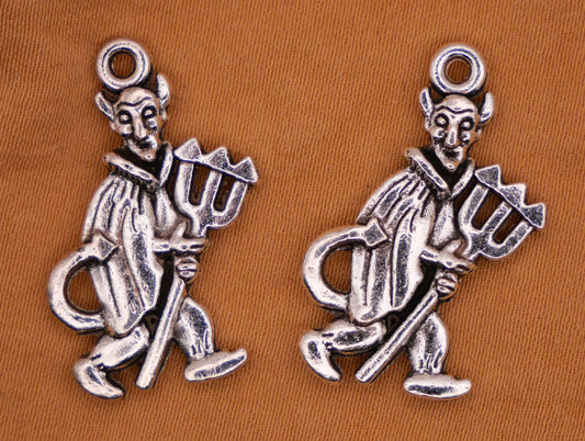 Devil Demon Realistic Silver Metal Pair of Charms Embellishments 15x26mm