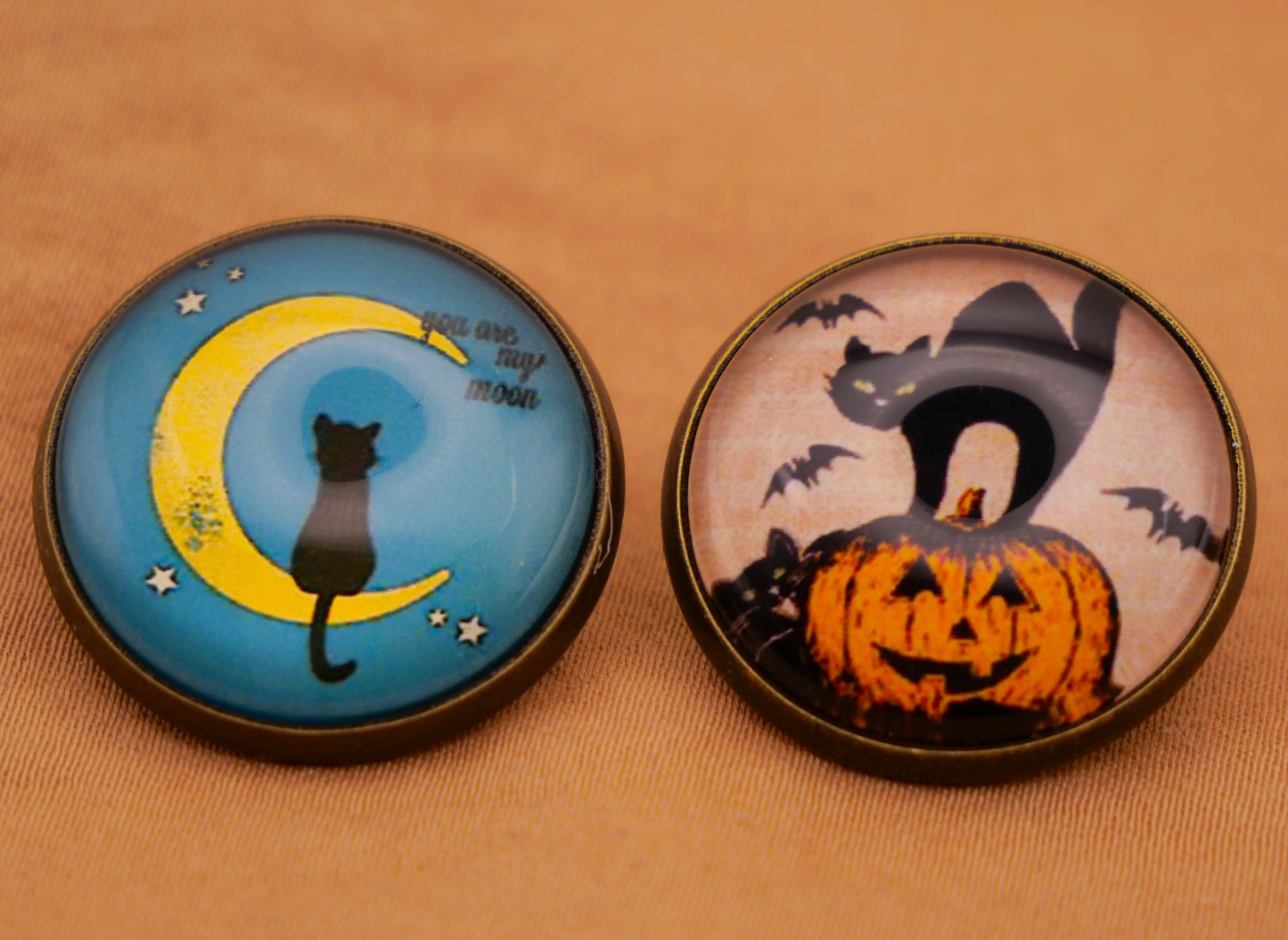 Black Cat Halloween Glass Dome Metal Button Various 22mm