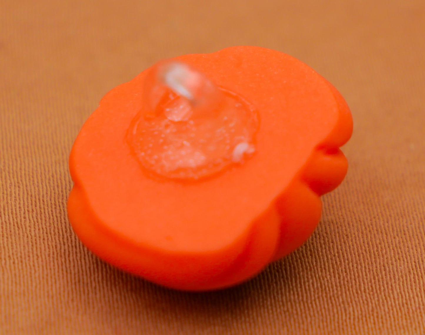 Jack-O-Lantern Pumpkin Plastic Set of Three Buttons 18x20mm