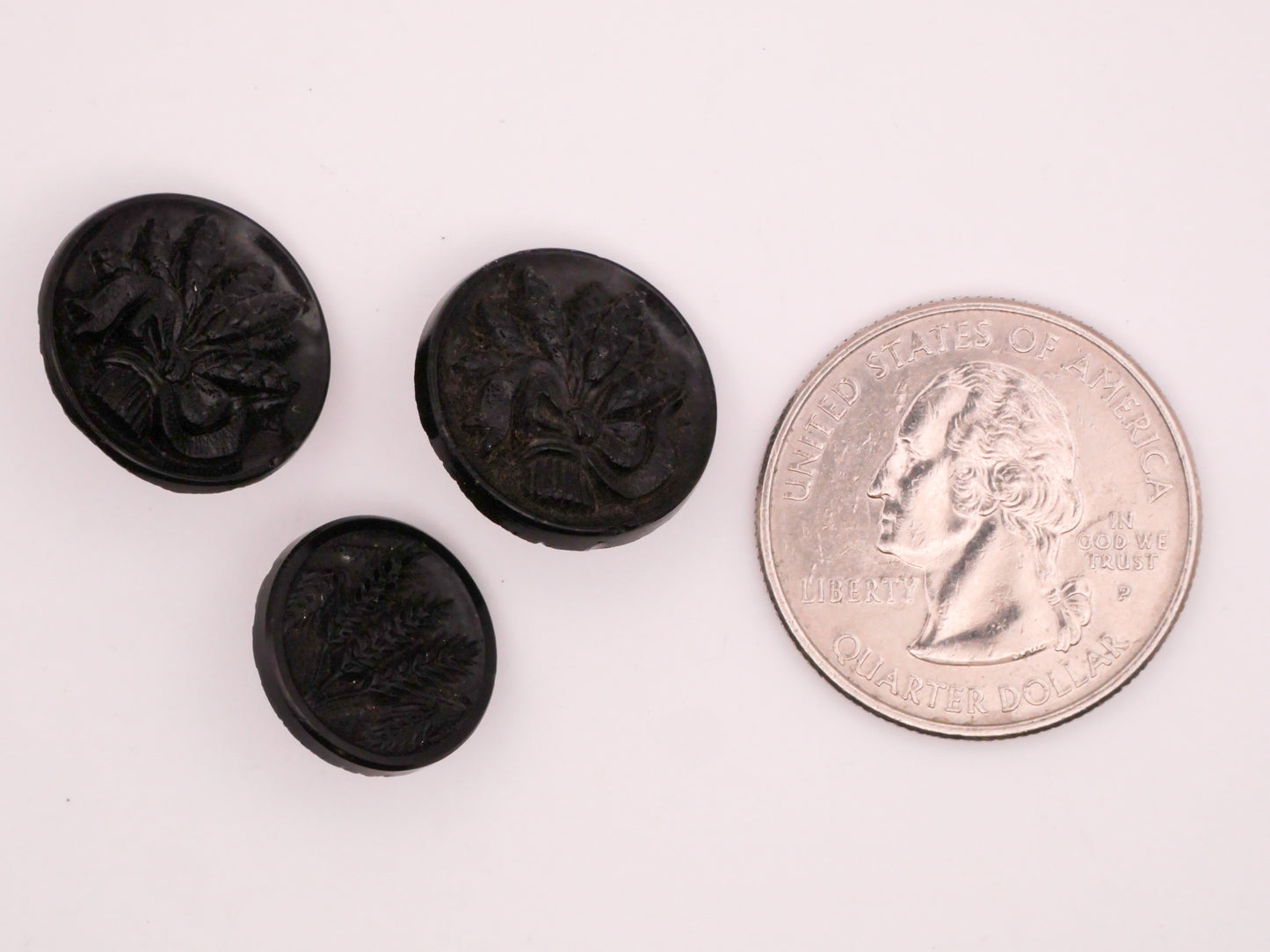 Wheat Grain Black Glass Antique Button Various 14-17mm