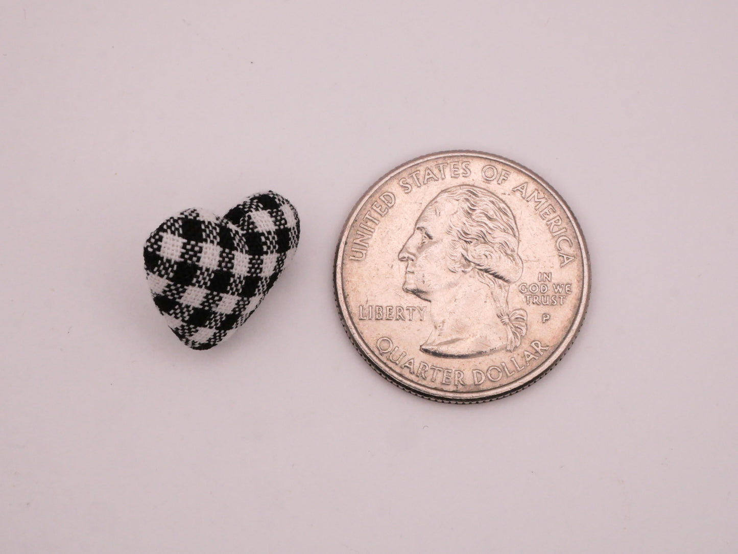 Heart Black White Gingham Check Set of Five Fabric Buttons 15x17mm