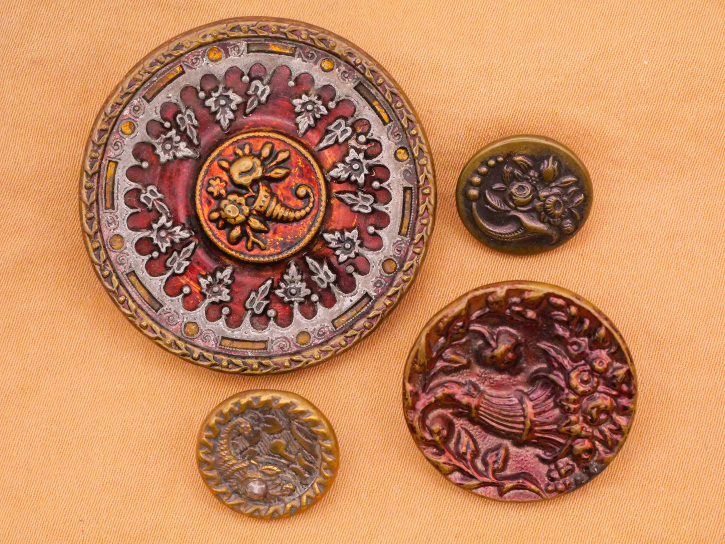 Cornucopia Flowers Victorian Metal Button Various 14-36mm