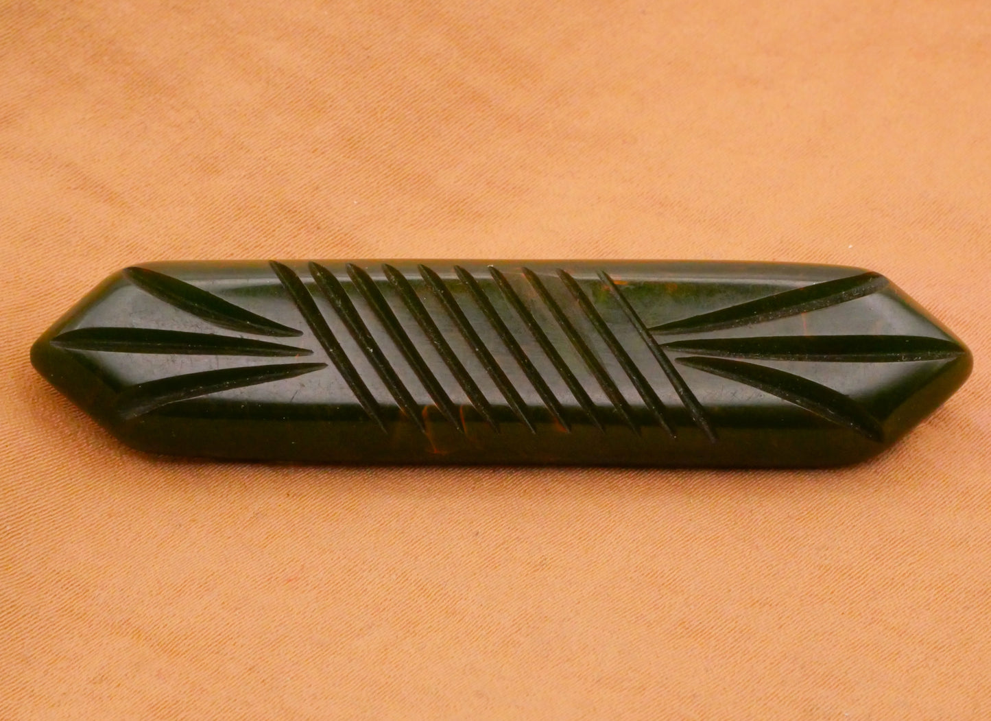 Marbled Green Carved Bakelite Vintage Brooch Pin 14x65mm