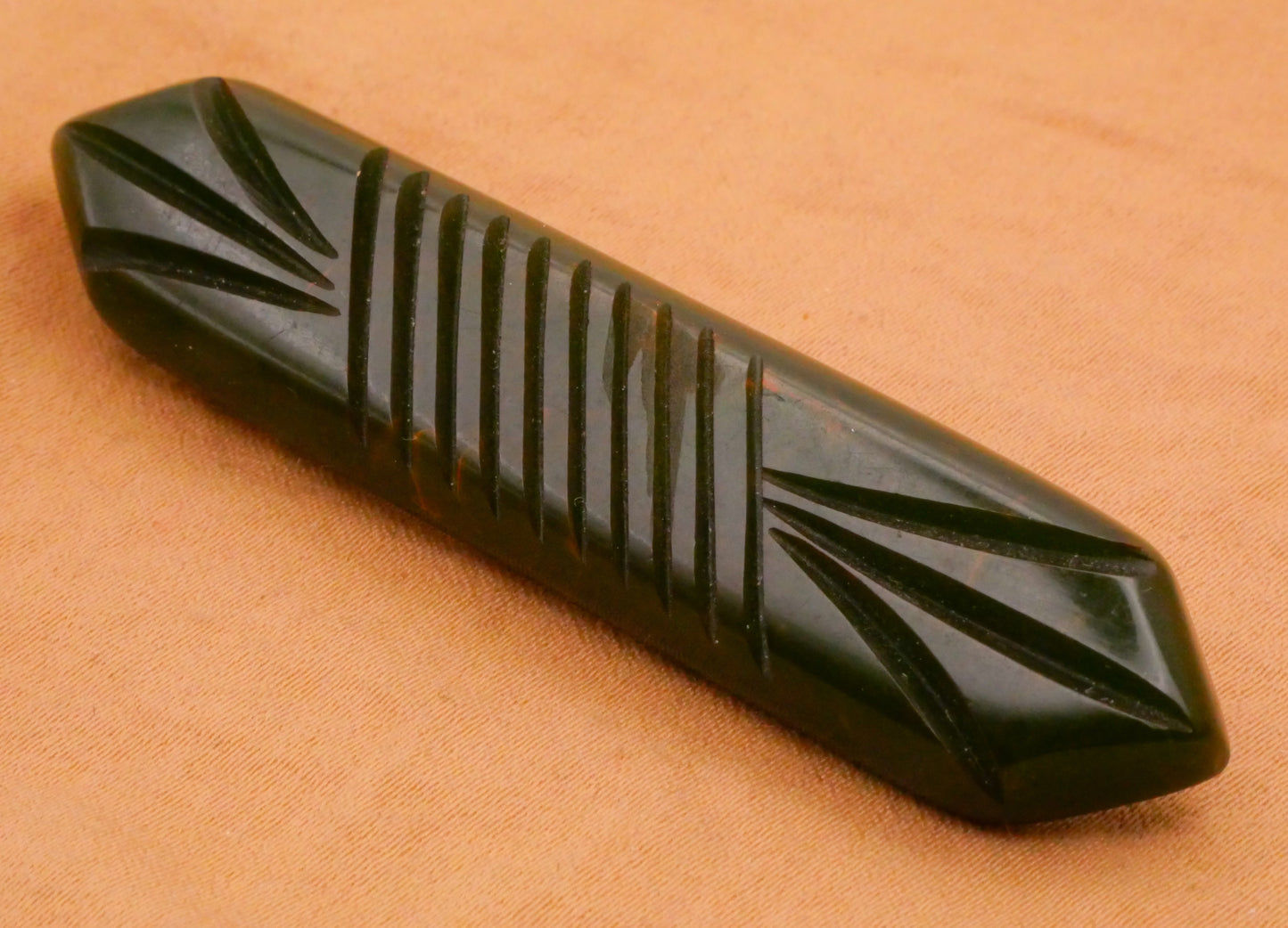 Marbled Green Carved Bakelite Vintage Brooch Pin 14x65mm