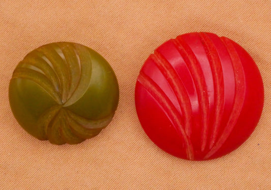 Swoop Array Carved Bakelite Early Plastic Button Various 18-22mm