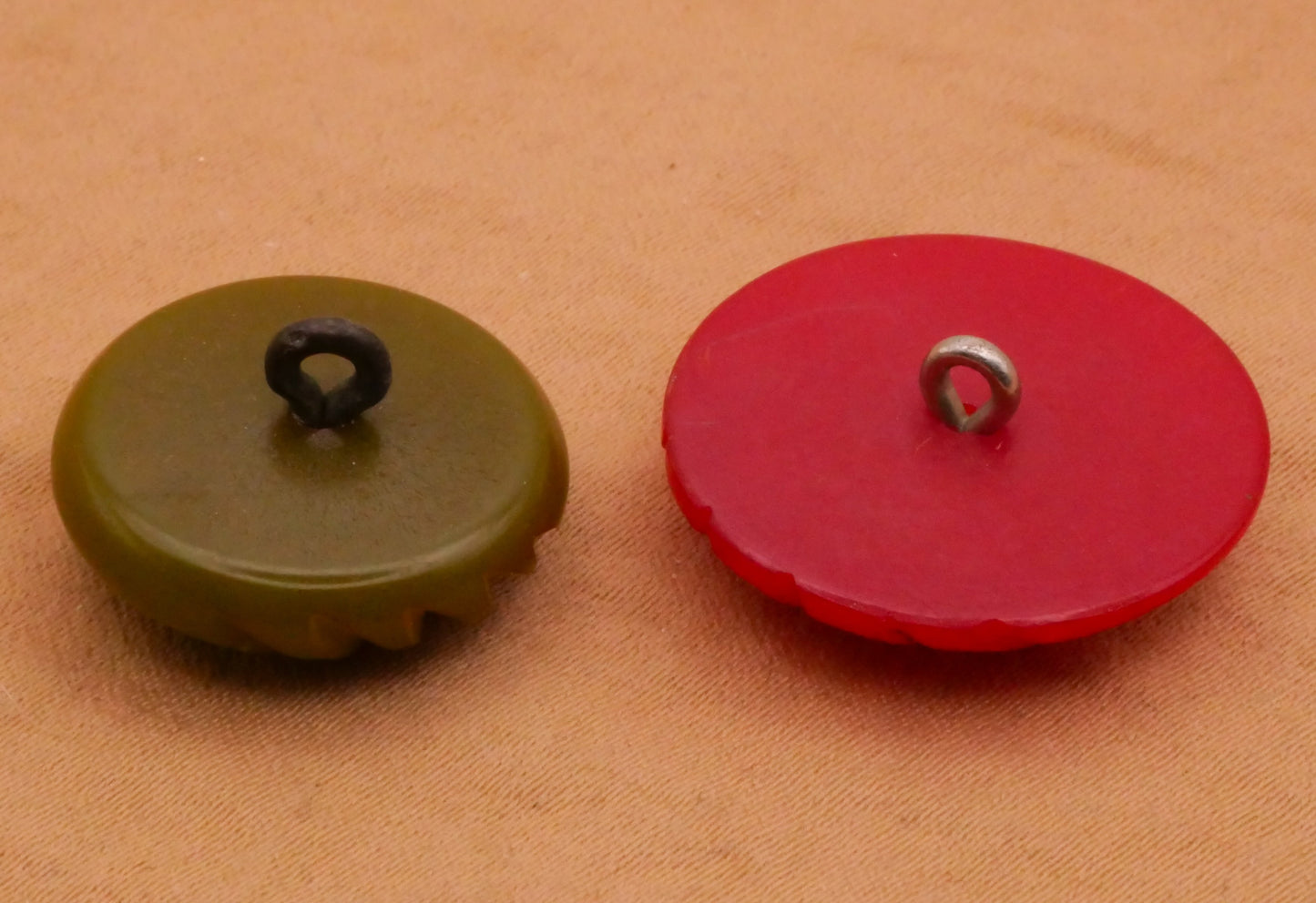 Swoop Array Carved Bakelite Early Plastic Button Various 18-22mm