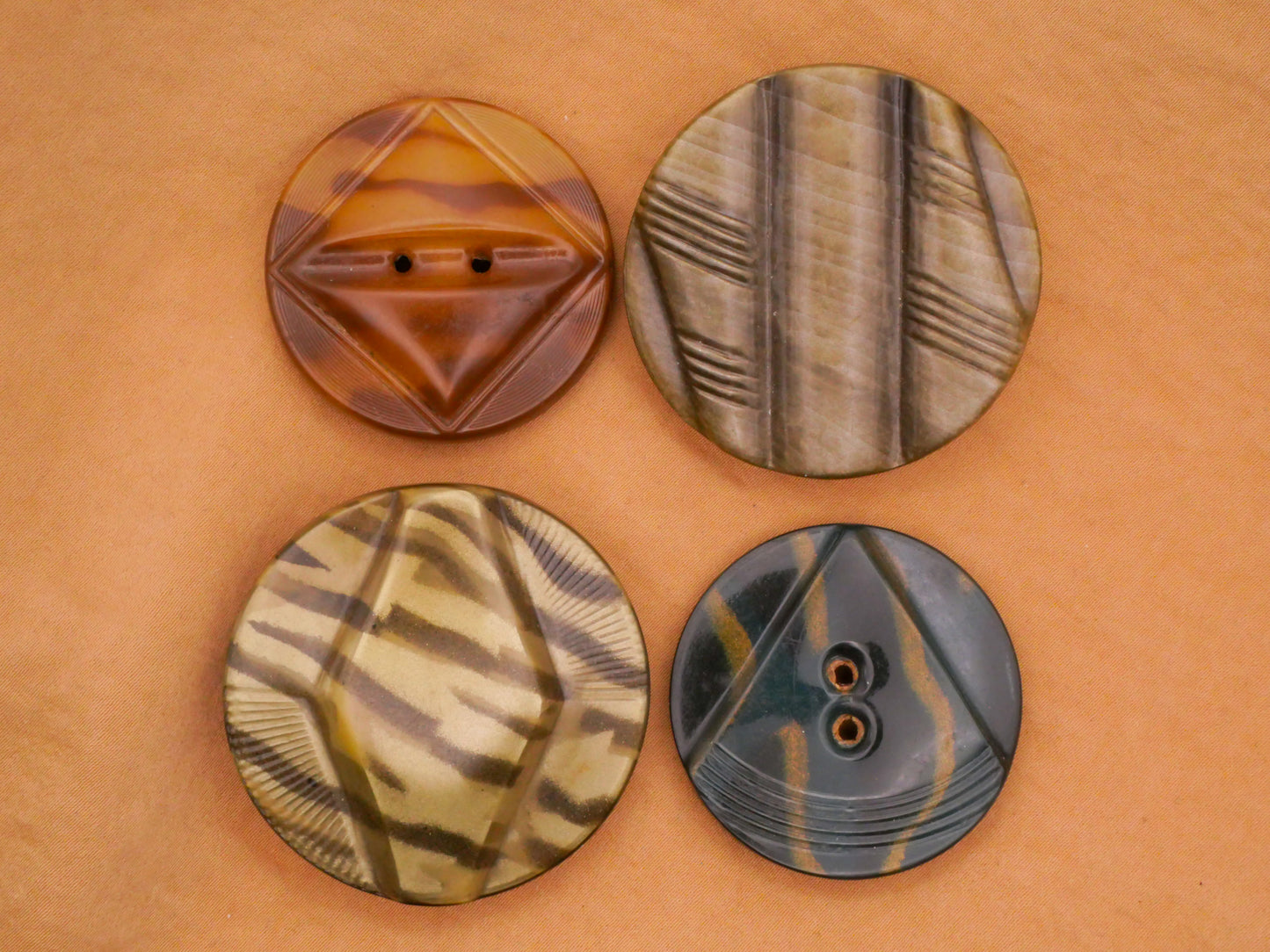 Art Deco Tribal Pattern Celluloid Early Plastic Large Button Various 38-44