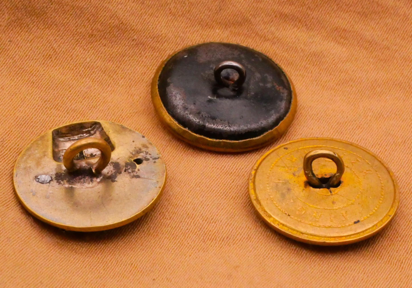 Flower Display Bouquet Victorian Metal Button Various 17mm