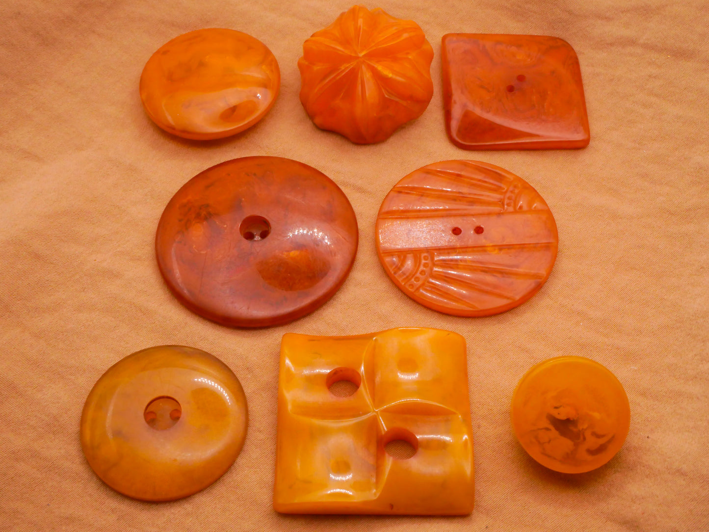 Marbled Butterscotch Apple Juice Bakelite Early Plastic Button Various 19-37mm