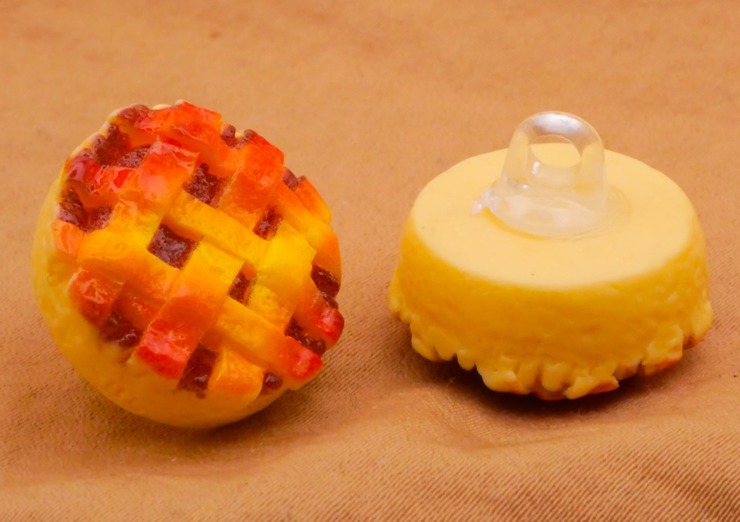 Pie Lattice Realistic Food Plastic Pair of Buttons 19mm