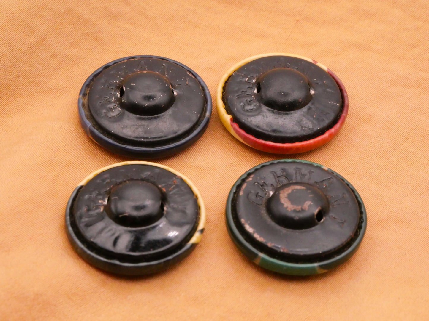 Retro Design Celluloid Early Plastic Button Various 23mm