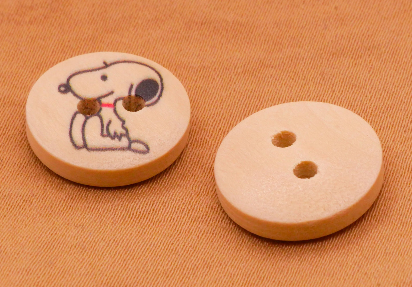 Snoopy Peanuts Dog Wood Set of Ten Buttons 15mm