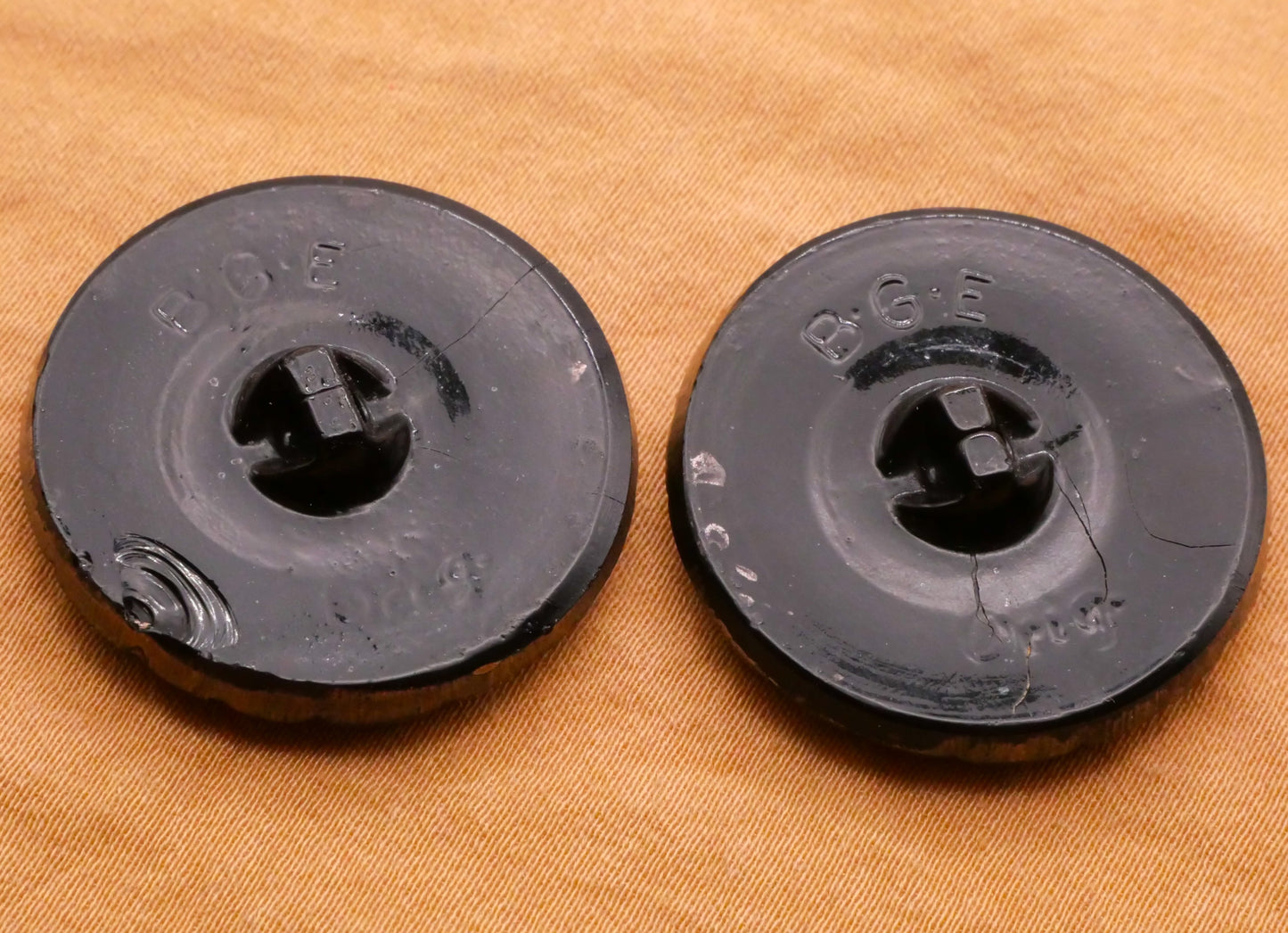 Snowflake Mirror Finish Silver Luster Black Glass Button Various 27mm