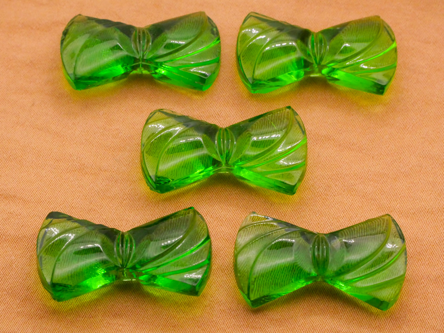 Bow Green Translucent Vintage Glass Button Various 16x27mm